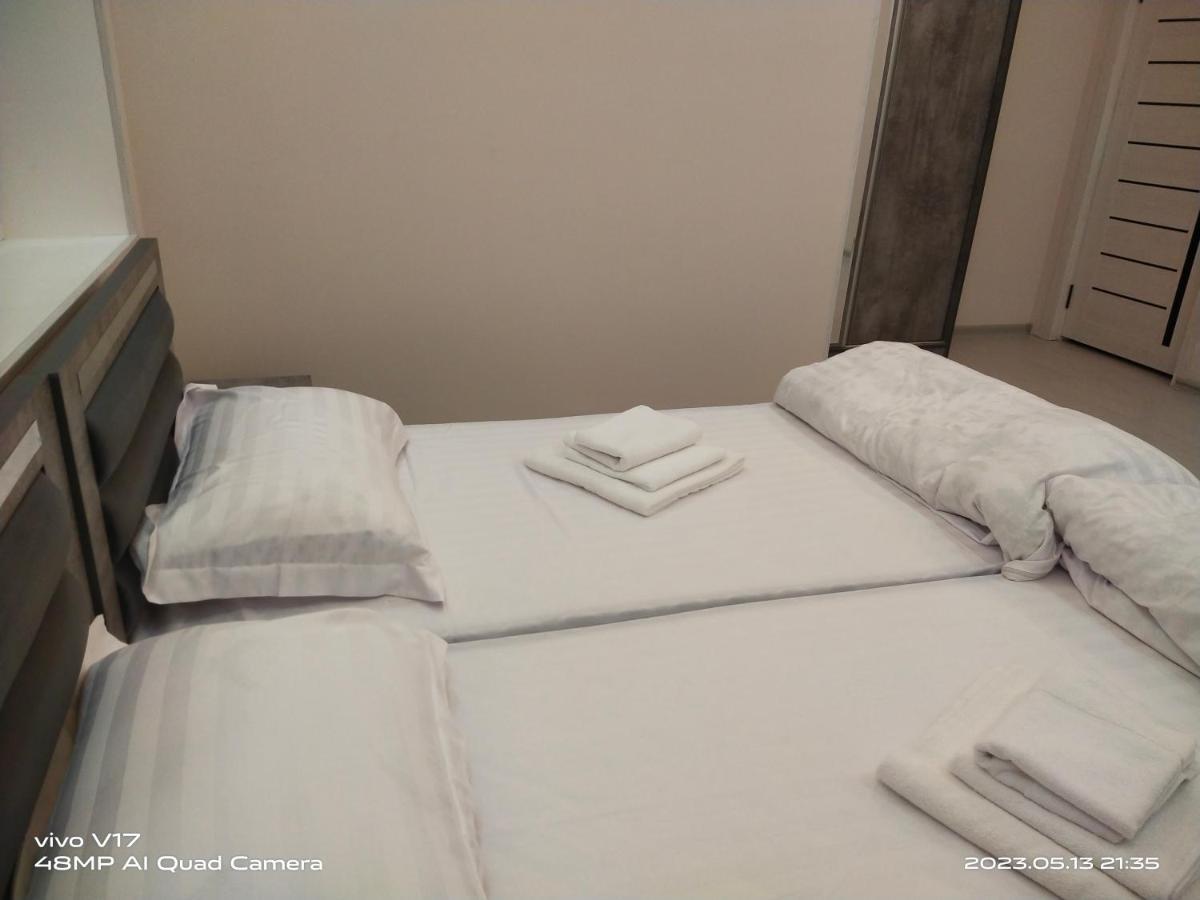 Greenway Hotel Tashkent Esterno foto