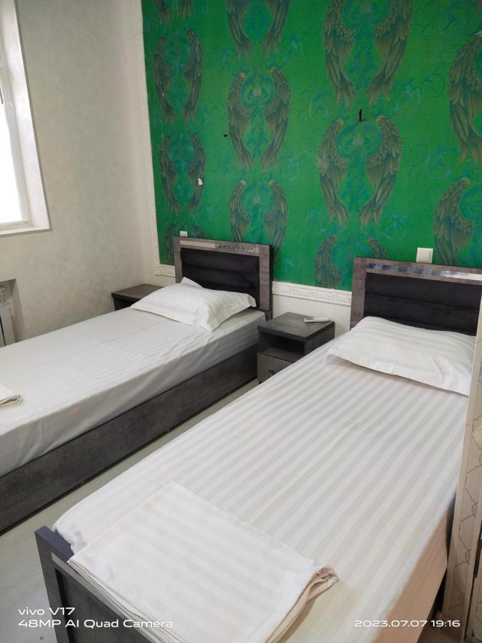Greenway Hotel Tashkent Esterno foto