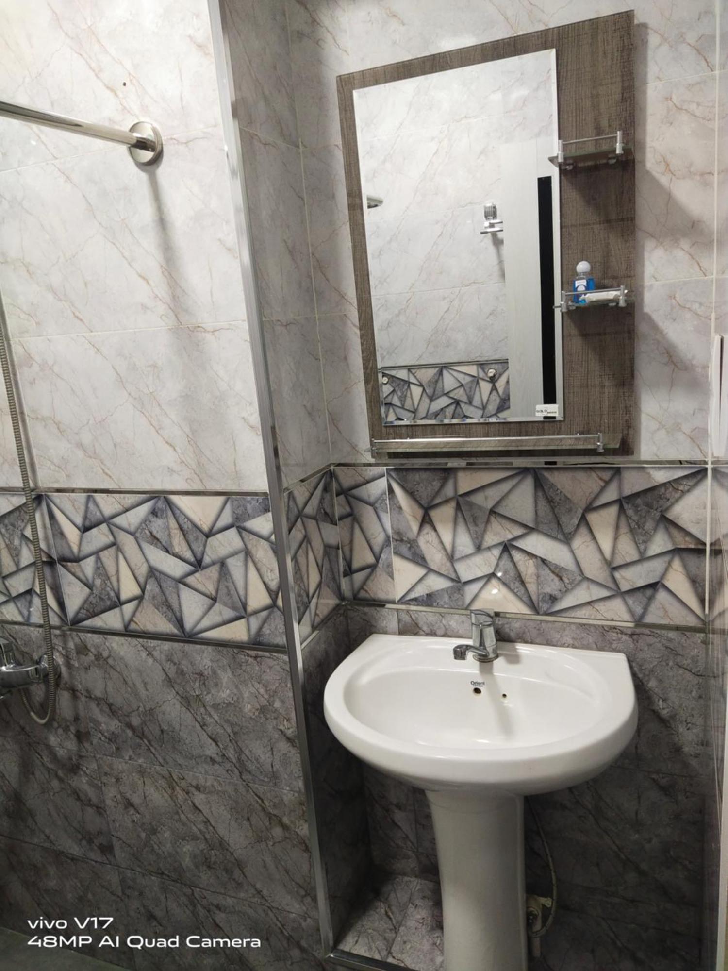 Greenway Hotel Tashkent Esterno foto